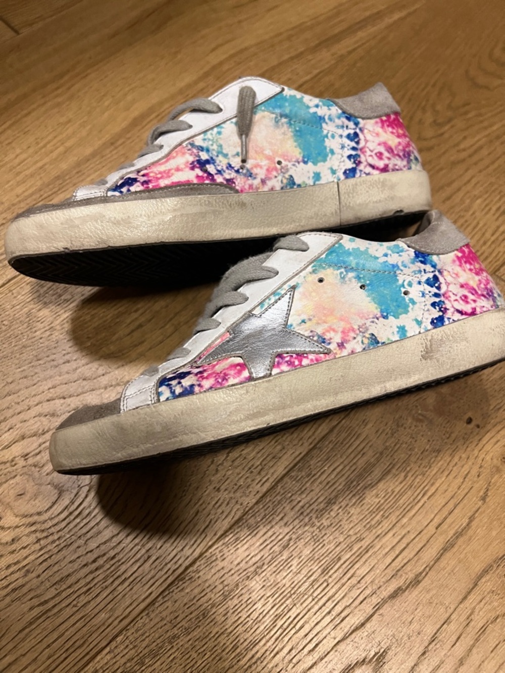 Golden Goose Super-Star womens Sneakers in Gray with Pink & Blue Accents - Picture 3 of 8